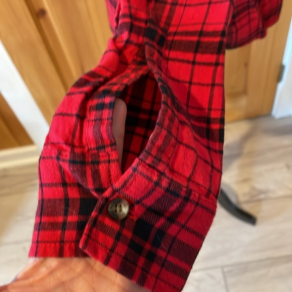 Light weight cotton flannel Eddie Bauer woman’s shirt - Picture 6 of 9